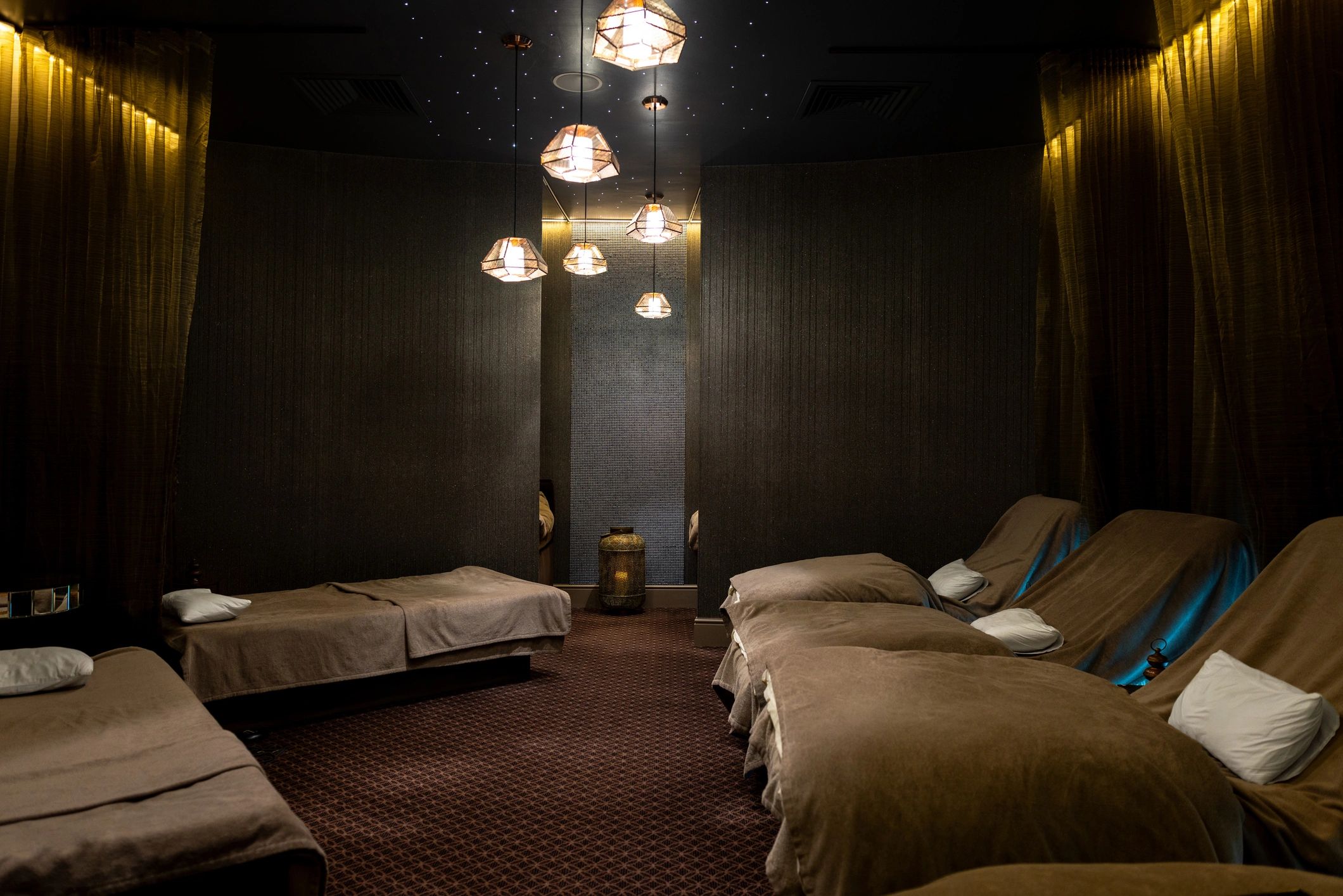 Quiet spa relaxation space